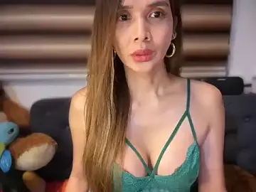 Stripchat Nude Webcam of Bigsurpriseforyoux