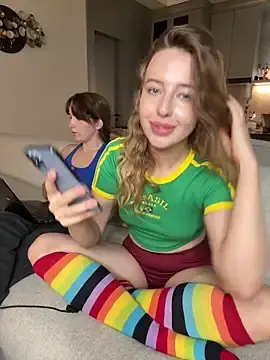 Stripchat Live Sex Cam of Nura_n_Sarah
