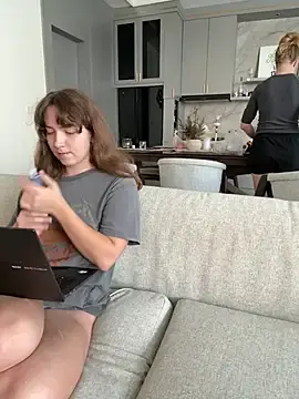 Stripchat Free Porn Cam of Nura_n_Sarah
