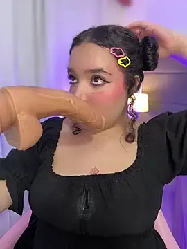 Stripchat Sex Cam of hinata_dolly