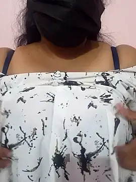 Stripchat Live Sex Cam of Mathi_cam