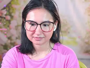Stripchat Live Sex Cam of Pinkie_Princes
