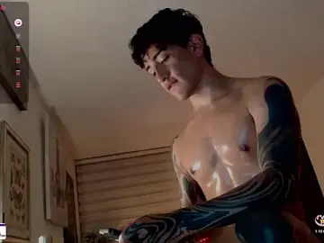 Stripchat Free Live Porn of ivaaaan_
