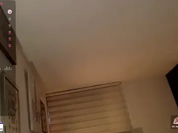 Stripchat Free Live Porn of ivaaaan_