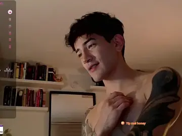 Stripchat Live Sex Cam of ivaaaan_
