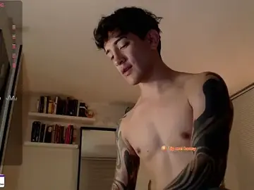 Stripchat Free Porn Cam of ivaaaan_