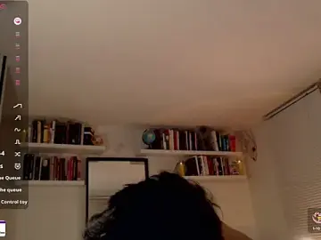 Stripchat Watch Live Sex Cams of ivaaaan_