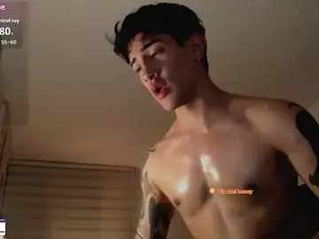 Stripchat Free Live Porn of ivaaaan_