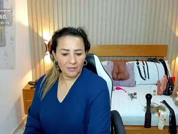Stripchat Adult Webcam of luciana_ballesteros_