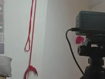 Stripchat Watch Live Sex Cams of salome_diamond