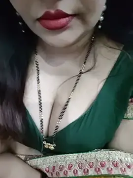 Stripchat Adult Webcam of Mayuri77