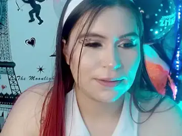 Stripchat Sex Cam of cata__gutierrez_
