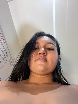 Stripchat Watch Live Sex Cams of luna_bradley_