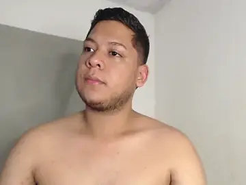 Stripchat Sex Cam of nicolas_cr1