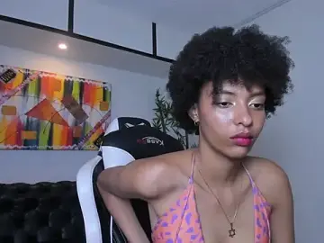 Stripchat Adult Webcam of Kiara_Kamau_XXX