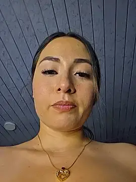 Stripchat Live Sex Cam of Natasanz