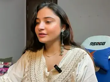Stripchat Free Porn Cam of demieliss