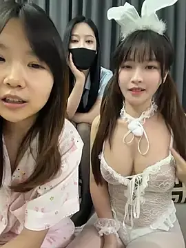 Stripchat Sex Cam of tutuya01