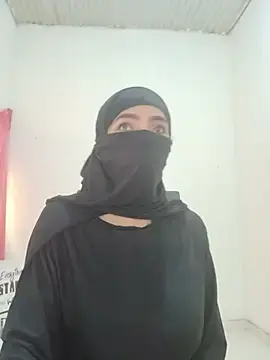 Stripchat Live Porn of aisha-faraah
