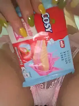 Stripchat Free Porn Cam of moon_baby99