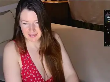 Stripchat Live Porn of Kira_land