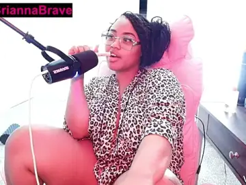 Stripchat Nude Webcam of BriannaBrave