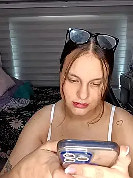 Stripchat Free Live Porn of Valeriaa_21