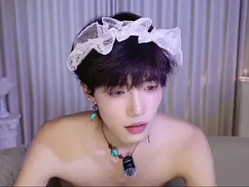 Stripchat Adult Webcam of RenZeng
