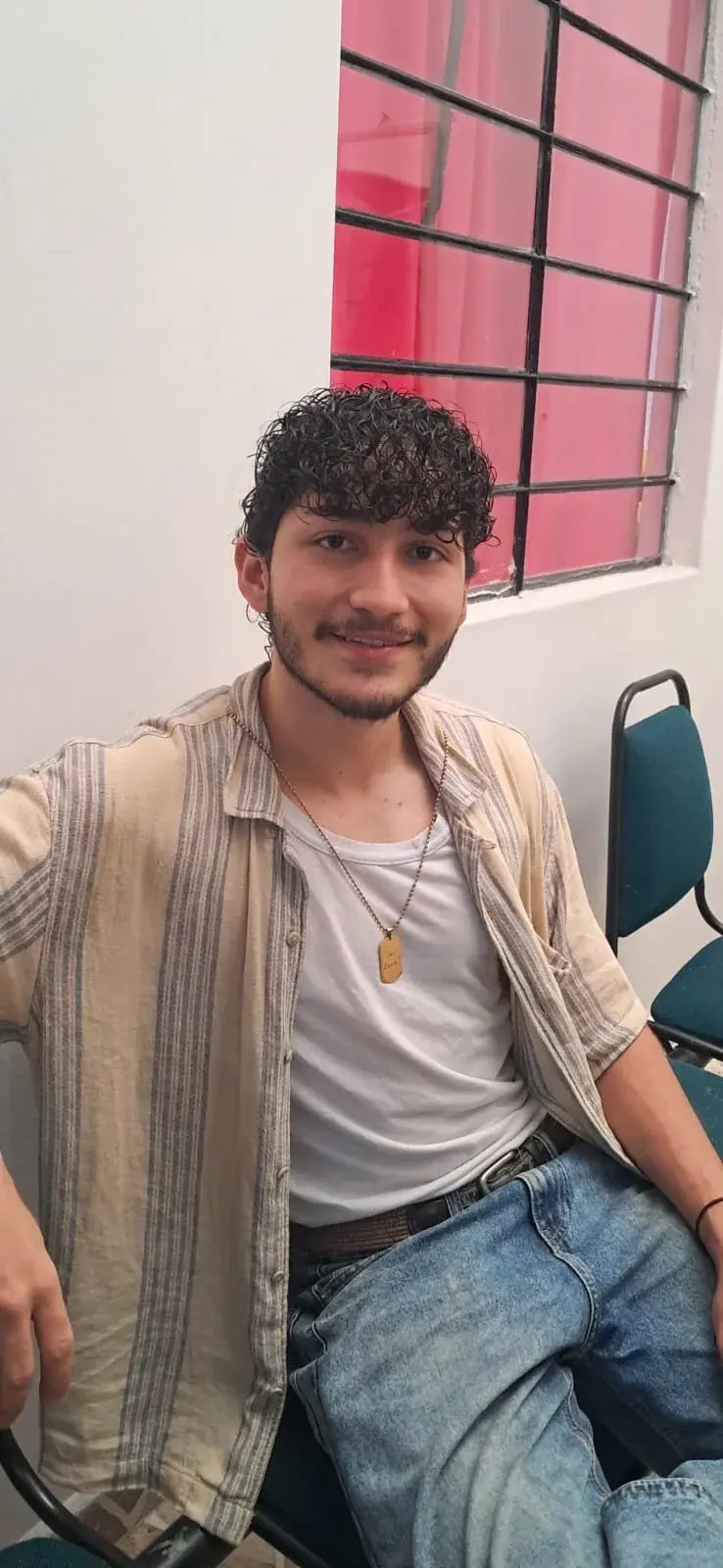 charmingboy_esteban