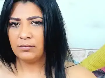 Stripchat Live Porn of AmyCubes