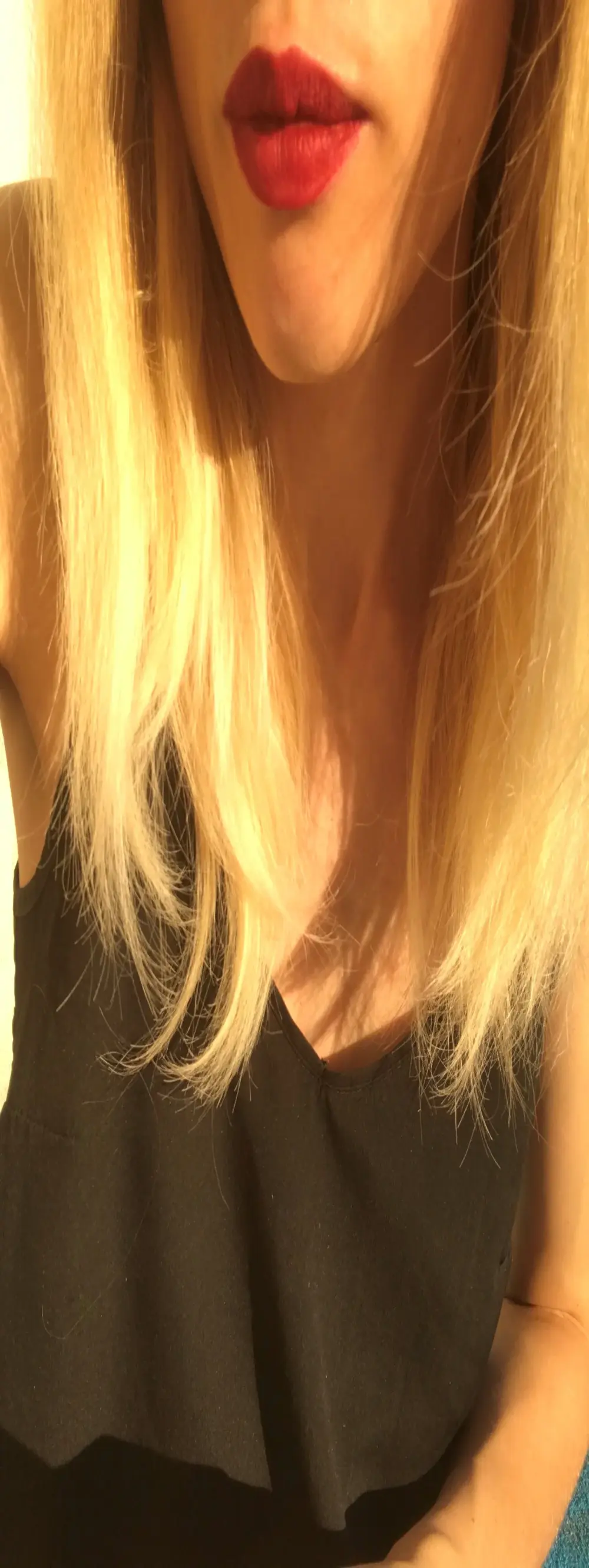 GirlFeetQueen
