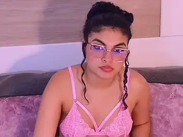 Stripchat Free Porn Cam of MelodyAlvarez