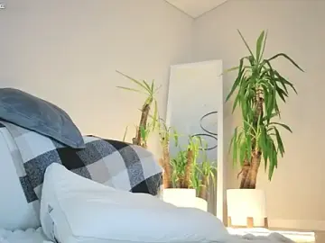 Stripchat Free Live Porn of Miss_Magic_Eyes_