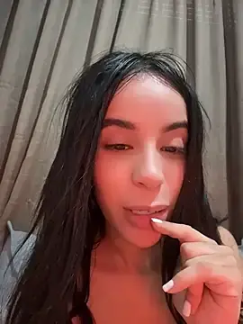 Stripchat Watch Live Sex Cams of ORLA94