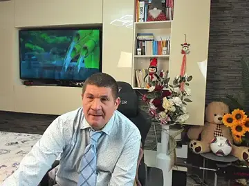 Stripchat Nude Webcam of SpartacusDaddy48