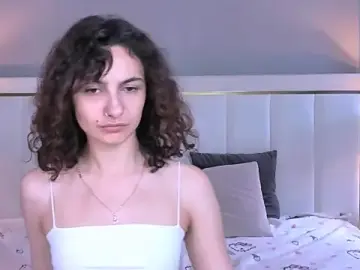 Stripchat Adult Video Chat of RIANA_SI