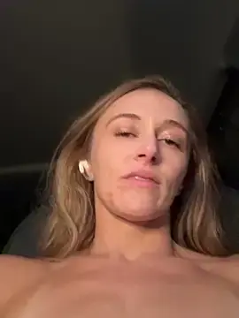 Stripchat Private Sex Chat of lunagirl13