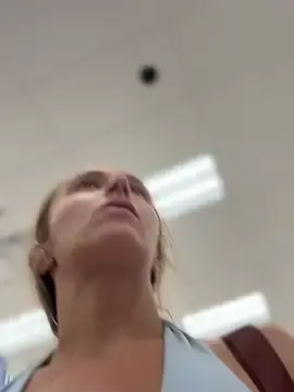 Stripchat Live Sex of lunagirl13