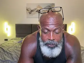 Stripchat Watch Live Sex Cams of BOOTY_and_the_BEAST