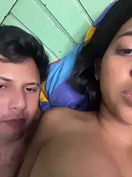 Stripchat Live Sex of Milanyvero_