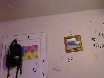 Stripchat Free Porn Cam of TheRealMrDLlong
