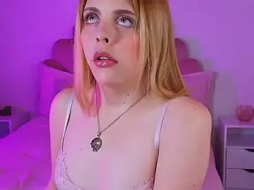 Stripchat Free Live Porn of MiaColucci18