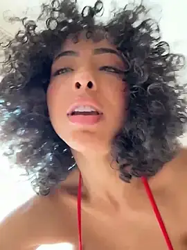 Stripchat Live Porn of OSHUN_