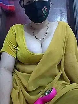 Stripchat Sex Chat of Saanvi-Sen