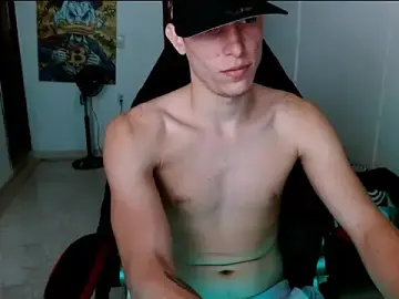 Stripchat Live Sex Cam of deividcloud36