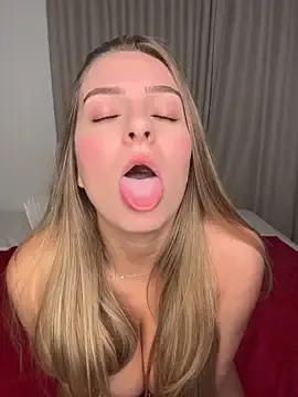 Stripchat Adult Video Chat of JuliaKhaleesii-