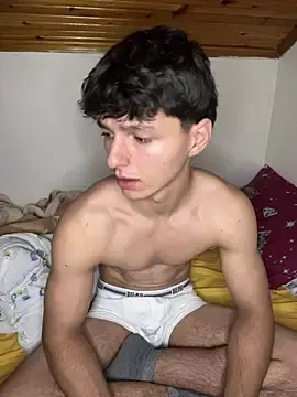 Stripchat Live Sex Cam of crazyboyy3
