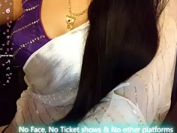 Stripchat Sex Cam of Anu__Reddy