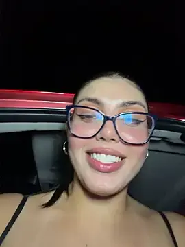 Stripchat Live Sex Cam of zui_lu