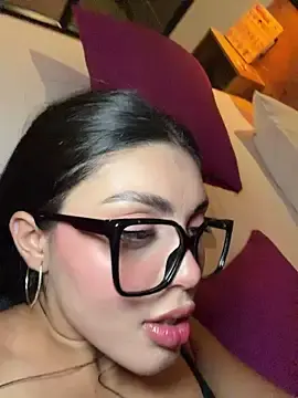Stripchat Free Porn Cam of zui_lu